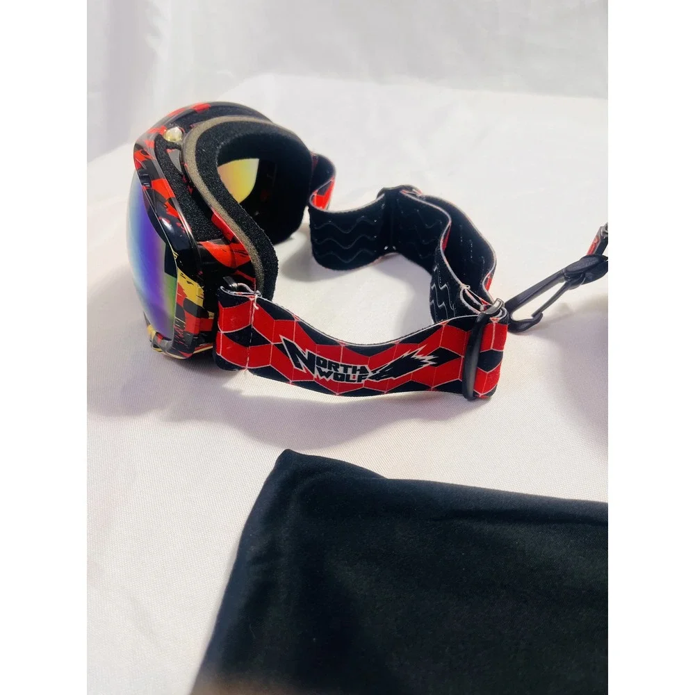NEW NORTH WOLF Adult Red/ Black Ski/Snowmobile Winter Glasses‎ with Bag and Case
